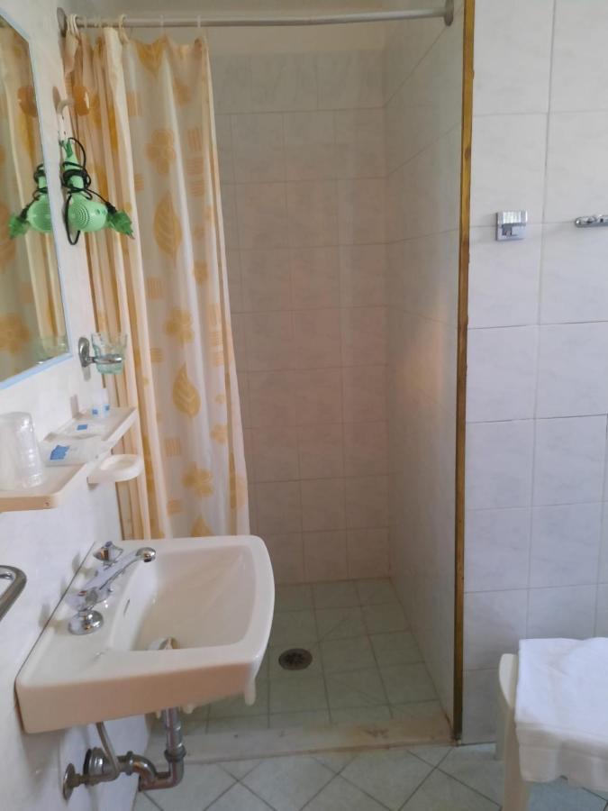 Hotel Villa Claudio Marina di Massa Luaran gambar
