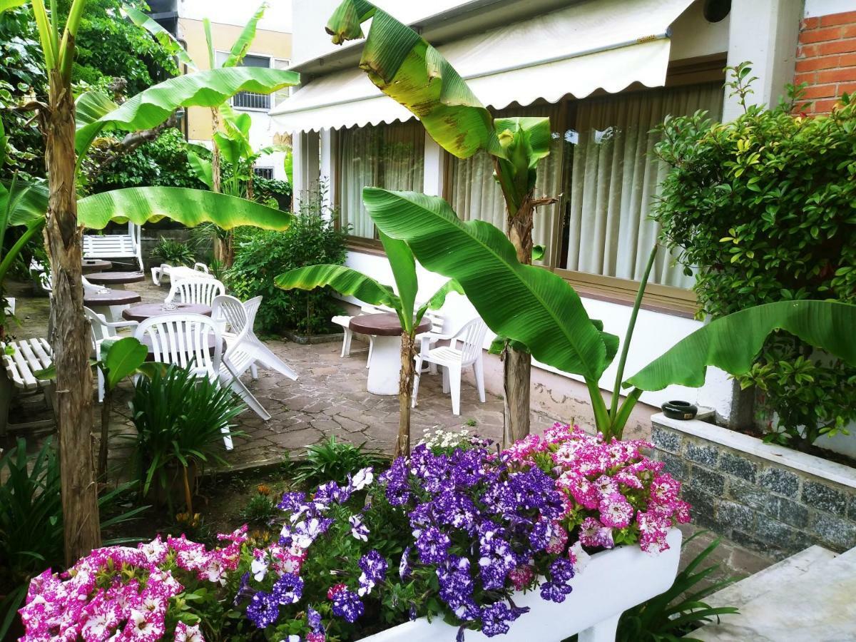 Hotel Villa Claudio Marina di Massa Luaran gambar